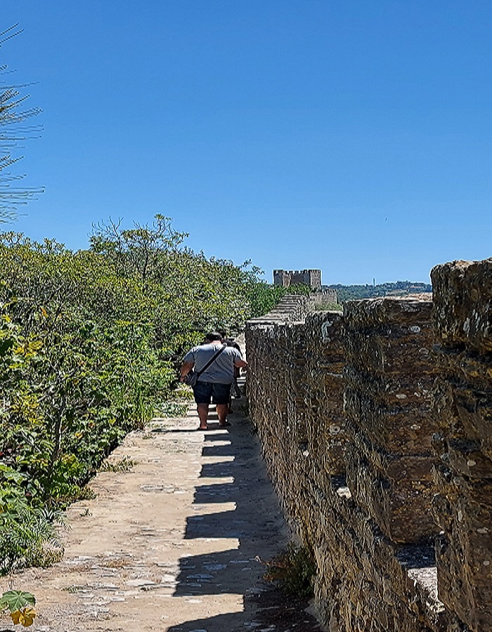 Óbidos wall walk